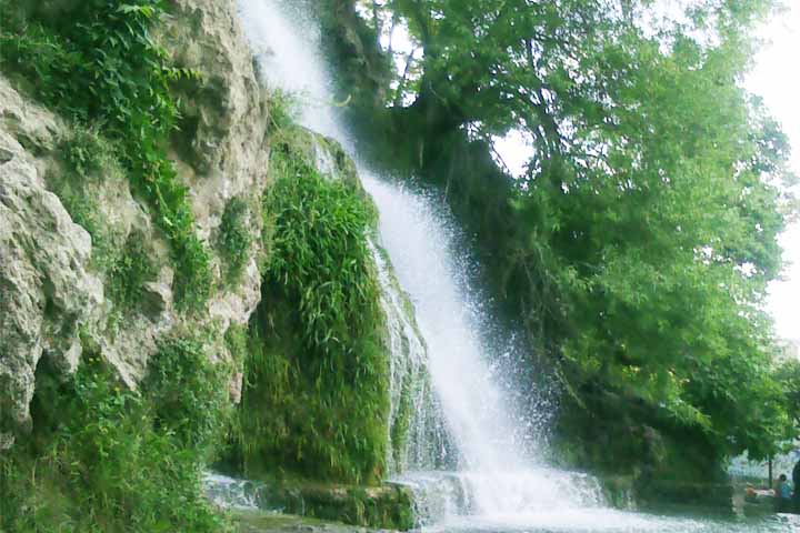 کشف جاذبههای گردشگری کاشان؛ سفری به تاریخ و فرهنگ منحصر به فرد